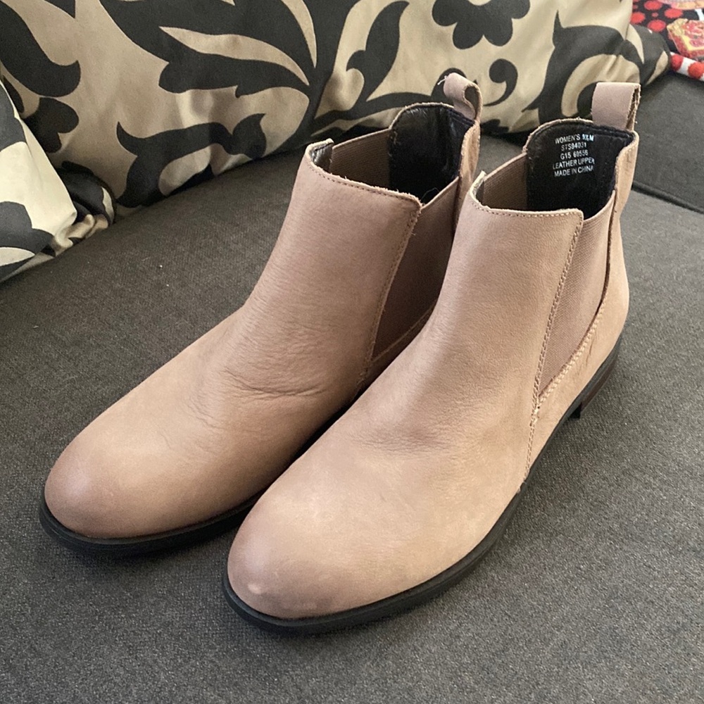 Sperry ankle boots. Never worn.